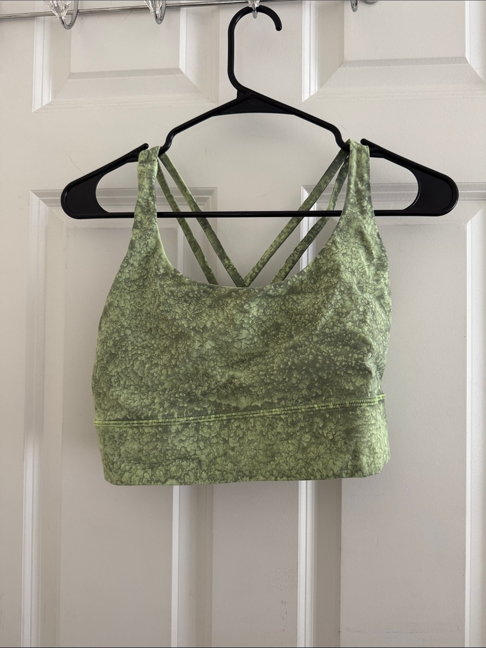 Green Marble Print Strappy Sports Bra
